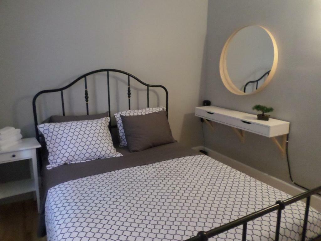 Beautiful, Clean, Quiet 2 Br-In Downtown Ottawa. Parking, Wifi And Netflix Included Διαμέρισμα Εξωτερικό φωτογραφία